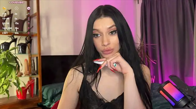Chat +18 de Olivia_Faye ao vivo