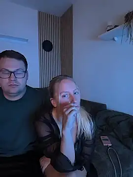 WirZwei2837 Live XXX-Chat