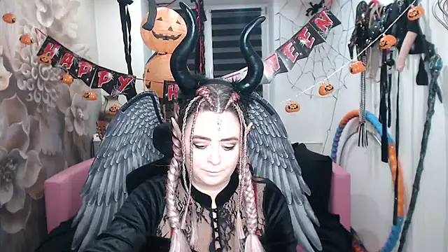 MISSgoddessMARIA: онлайн-секс-чат