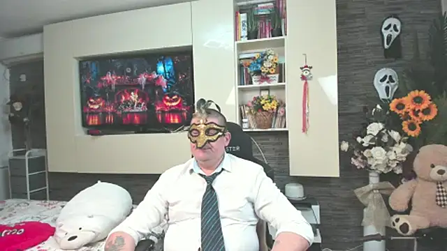 SpartacusDaddy48 live XXX chat