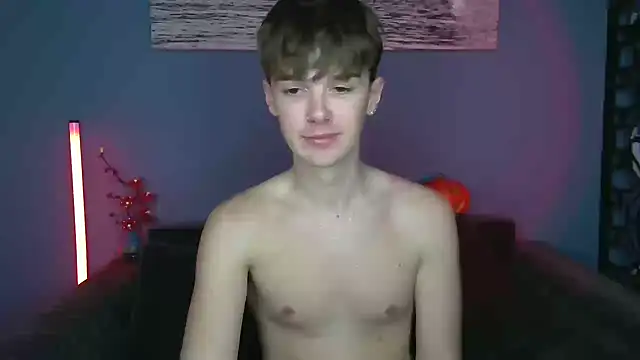 YourMilkyGuy 라이브 XXX 채팅