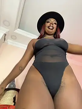 Chat +18 de GiaJacobs ao vivo