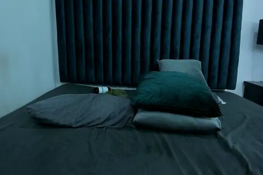 Sam_Roos Chat XXX live