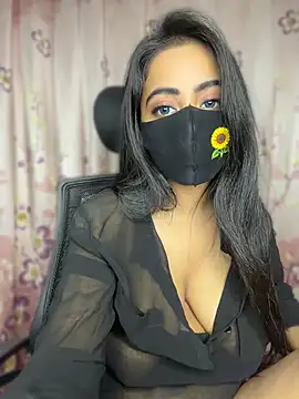 Naughty_Queen49 Adlı Modelin Canlı XXX Sohbeti