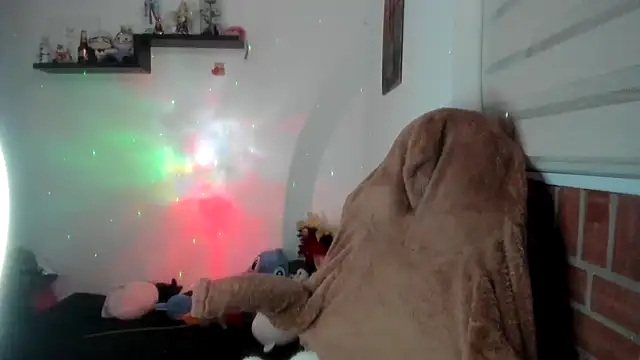 Chat +18 de Shaddycute_ ao vivo