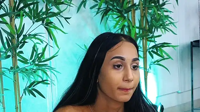 LexxyBloom's Live XXX Chat