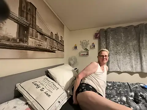 Chat XXX Live Curvy-Jinx