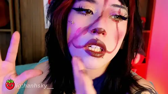 دردشة HannahSky_ الجنسية المباشرة
