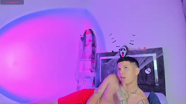 StevenSmith18 live XXX chat