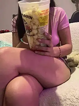 LaPetitechienne1 Adlı Modelin Canlı XXX Sohbeti