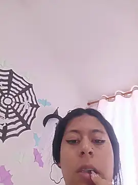 Laila_and_konny 라이브 XXX 채팅