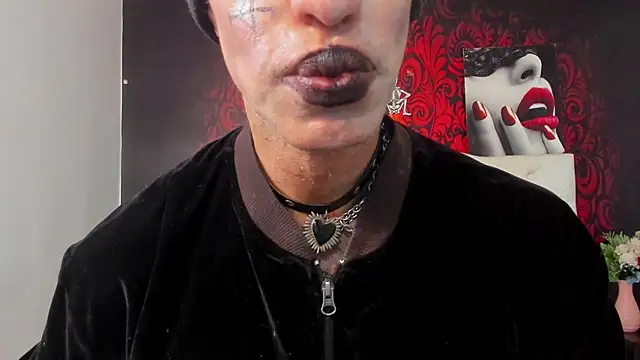 แชท XXX สดของ LILITH_MUSCLE_HELL