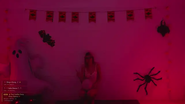 XXX chat uživo modela G-Velvet