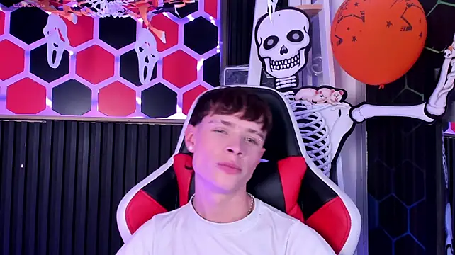 Онлайн чат XXX JackFrosst