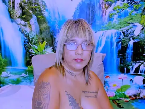 Chat XXX ao vivo de indianroxy