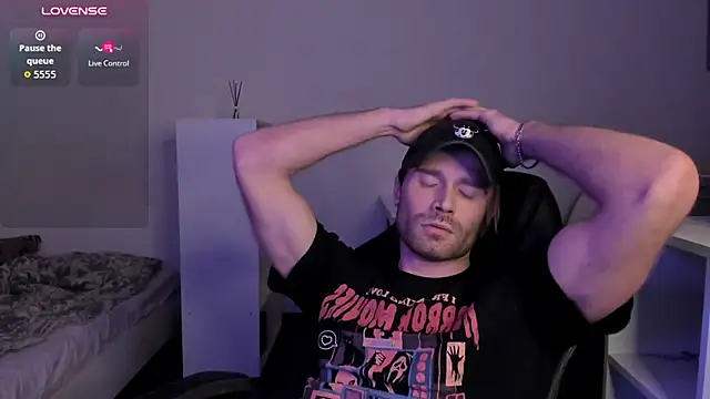 Živý XXX chat Paul_Rolex