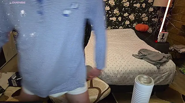Vuitton Chat XXX in diretta