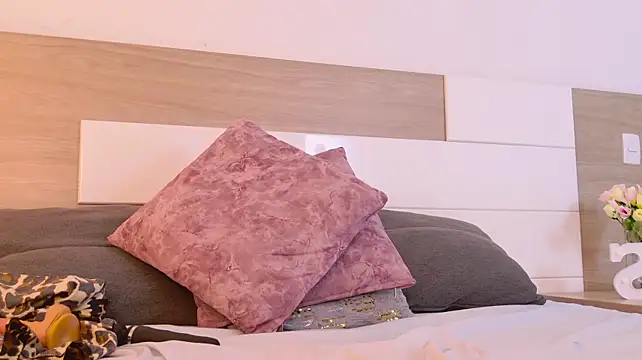 BeccaSwan élő XXX-chatje