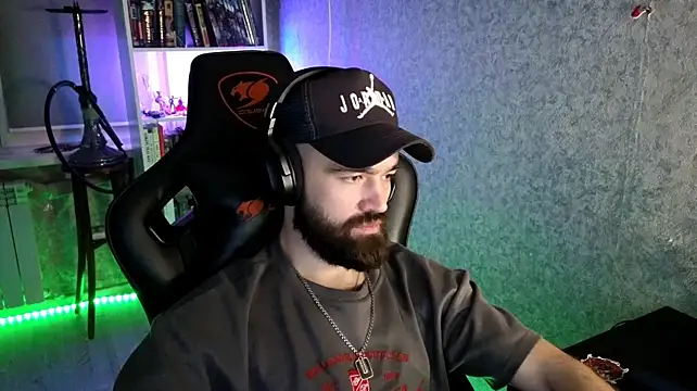 XXX chat uživo modela _Serious_Man