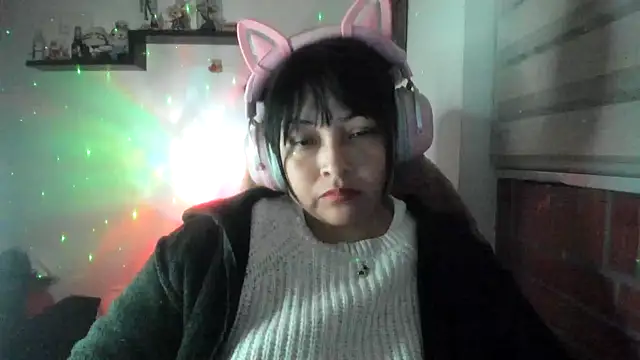 Shaddycute_ Adlı Modelin Canlı XXX Sohbeti
