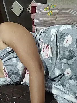 DipaliAliya's Live XXX Chat