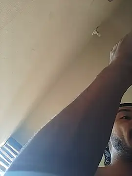 Taylor_DiamondBoy Live XXX Chat