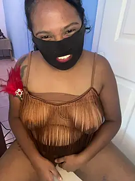 nuyaaraa Webcamshow