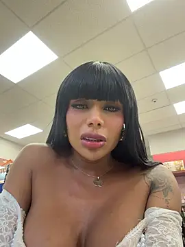 HOT_LADY_777's Live XXX Chat