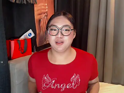 دردشة AsianHotPrecious الجنسية المباشرة