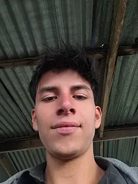XXX chat uživo modela ZaneHoward