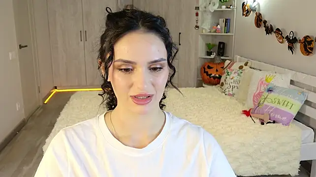 MilaaSweety's Live XXX Chat