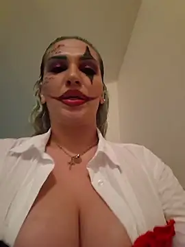 LaylaBlakes' Live XXX Chat