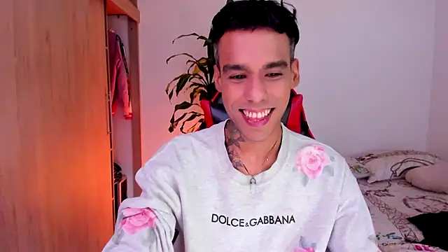 Damianwhite Chat XXX live