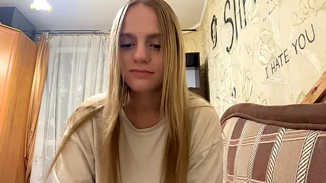Chat XXX en directo de DollieMuhn