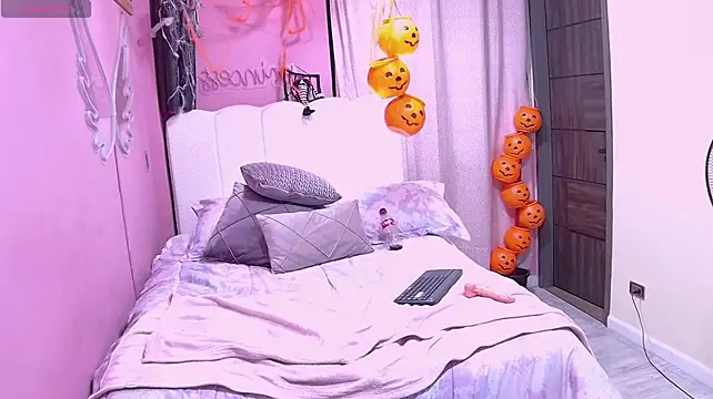 Laura__sofiaa Chat XXX in diretta