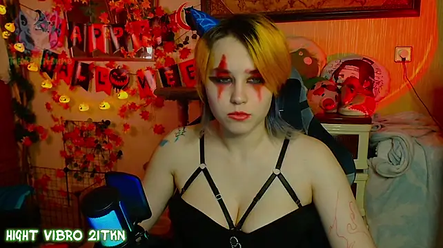 TrickyKitsune's Live XXX Chat