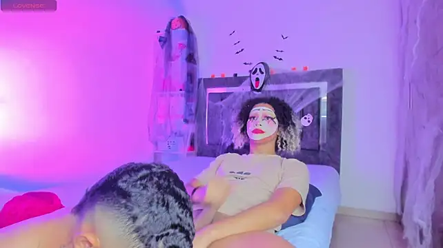 StevenSmith18 élő XXX-chatje