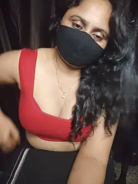 Urs_vrinda's Live XXX Chat