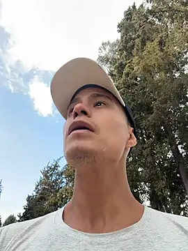 DOMINICKVEGAS77 Live XXX-chat