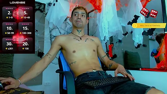 DarkHuntter Live XXX Chat