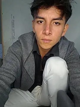 XXX chat uživo modela ZaneHoward
