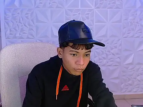 Вебкам-шоу andrew_dlhz