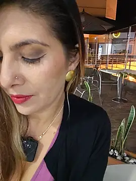 دردشة scarlett_moore الجنسية المباشرة