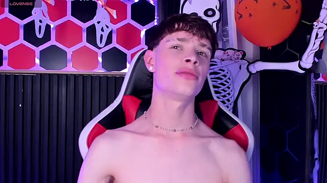 Živý XXX chat JackFrosst