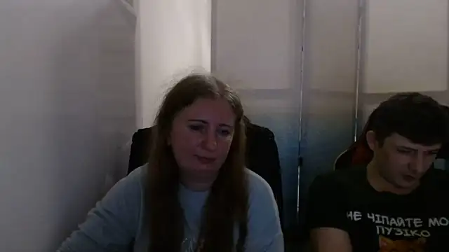 XXX chat uživo modela PeterAndJen