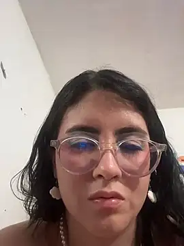LiLLiAnderson live XXX chat