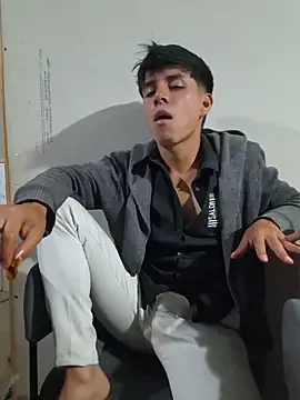 ZaneHoward live XXX chat