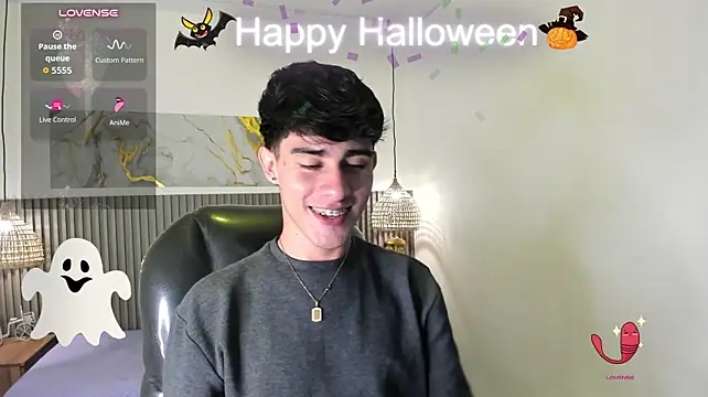 Dyla_n18 Live XXX-chat