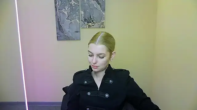 XXX chat uživo modela Girlygirll_