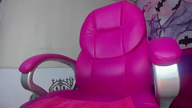 XXX chat uživo modela DOLL-STAR-